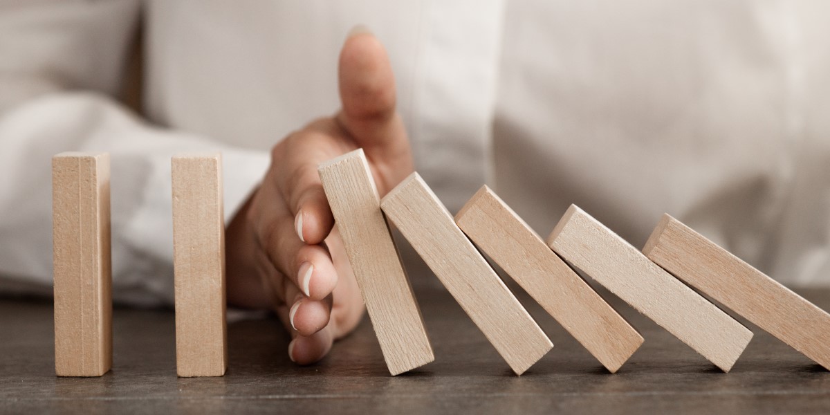 The top 7 facilities management compliance risks and how to control them